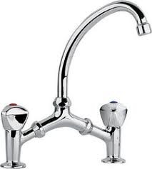 Μπαταρία νιπτήρος γέφυρα